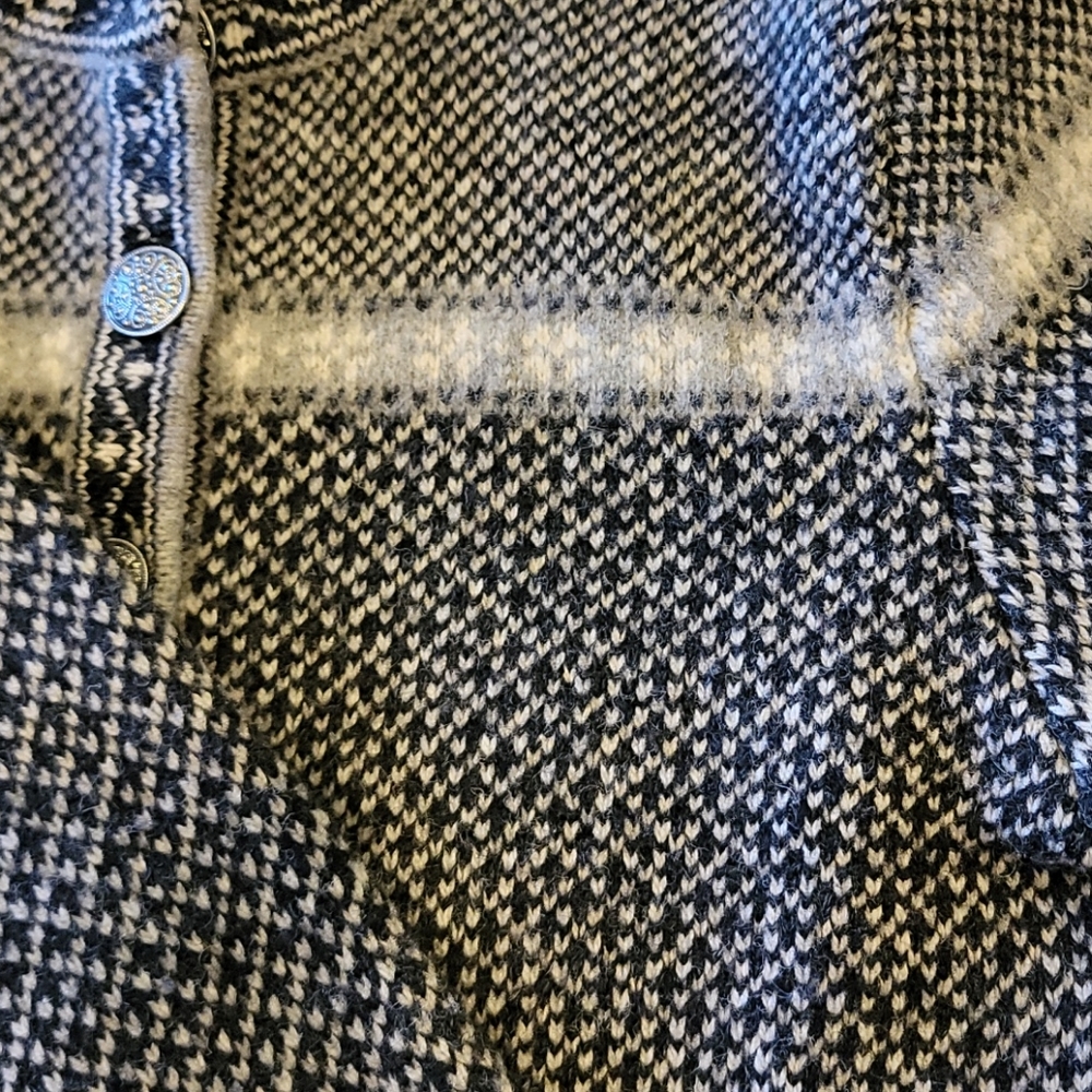 Frost Icelandic Style: Black Grey & White 100%Wool - image 4